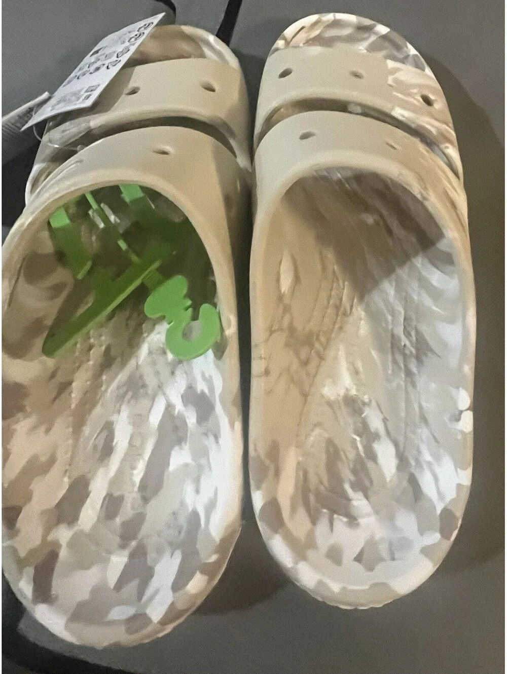 Crocs unisex-adult M8/W10 Classic Marbled Sandals v2 - Tan - New with Tags